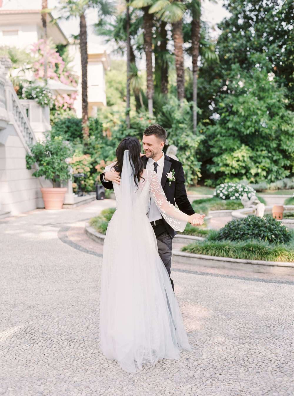 Max & Christina