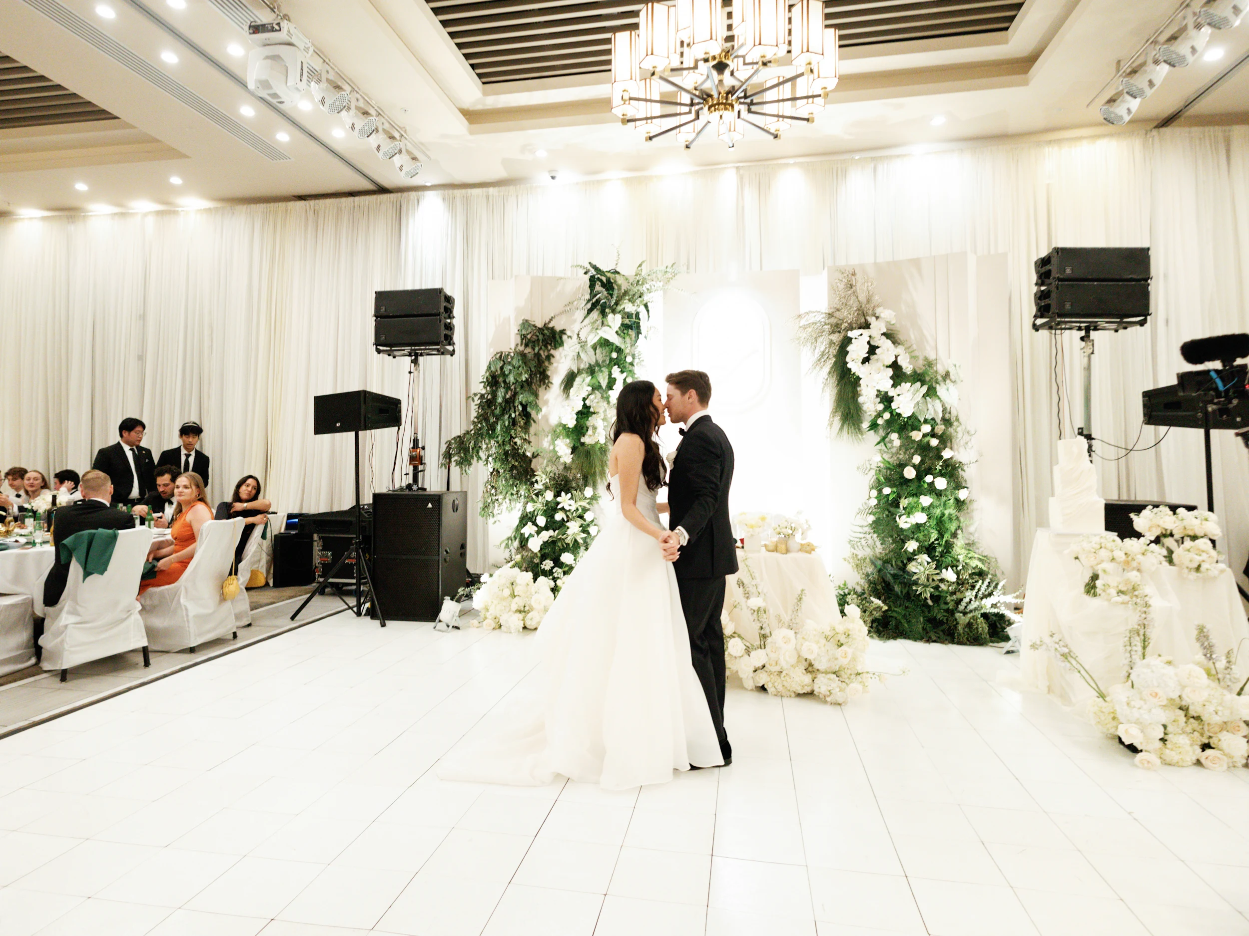 Melissa & Julian — Wedding