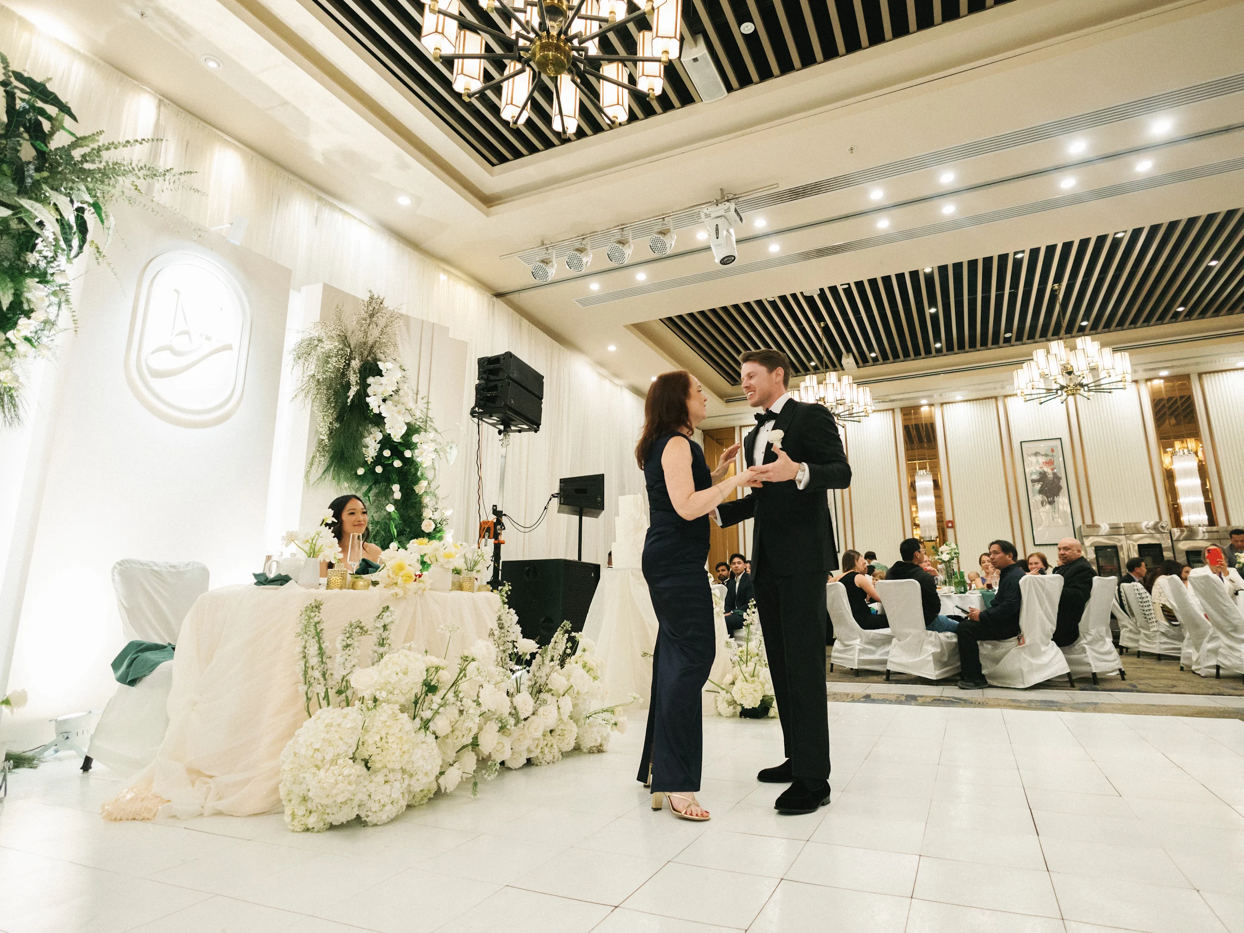 Melissa & Julian — Wedding