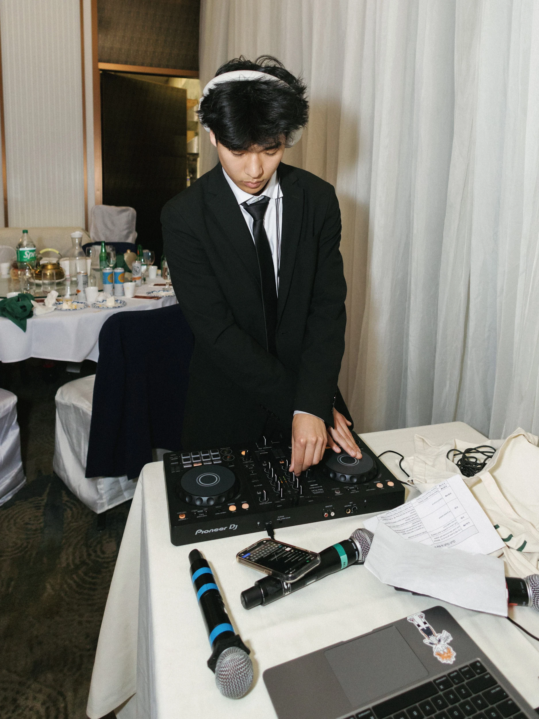Melissa & Julian — Wedding